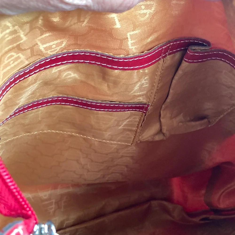 KATHY VAN ZEELAND.GORGEOUS RED PURSE! VERY WELL MADE. LIKE NEW. - Picture 14 of 16